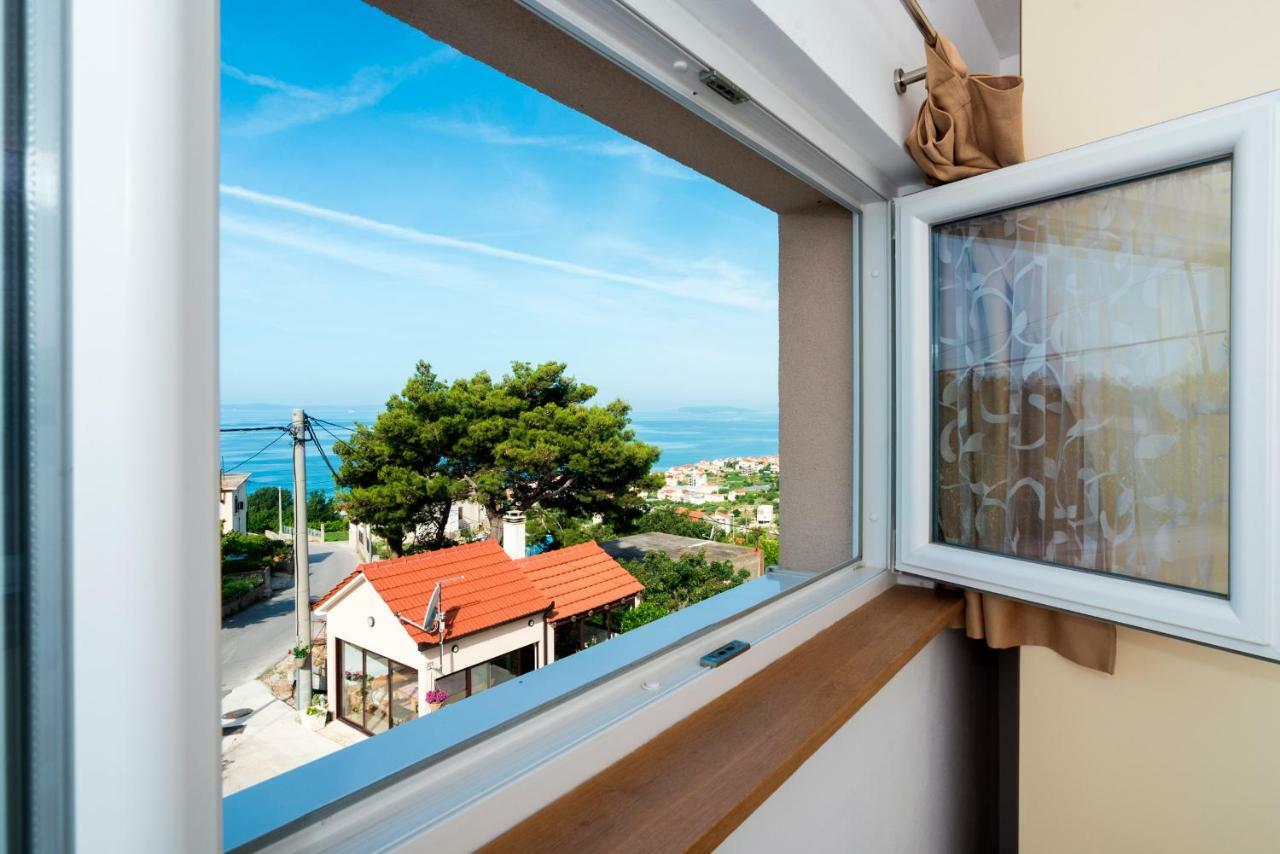 Apartments Intrada Podstrana Exterior photo